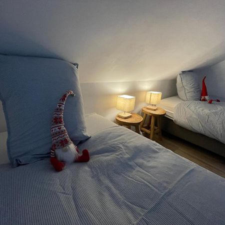 Le Grenier De Charlotte Apartment Libin Luaran gambar