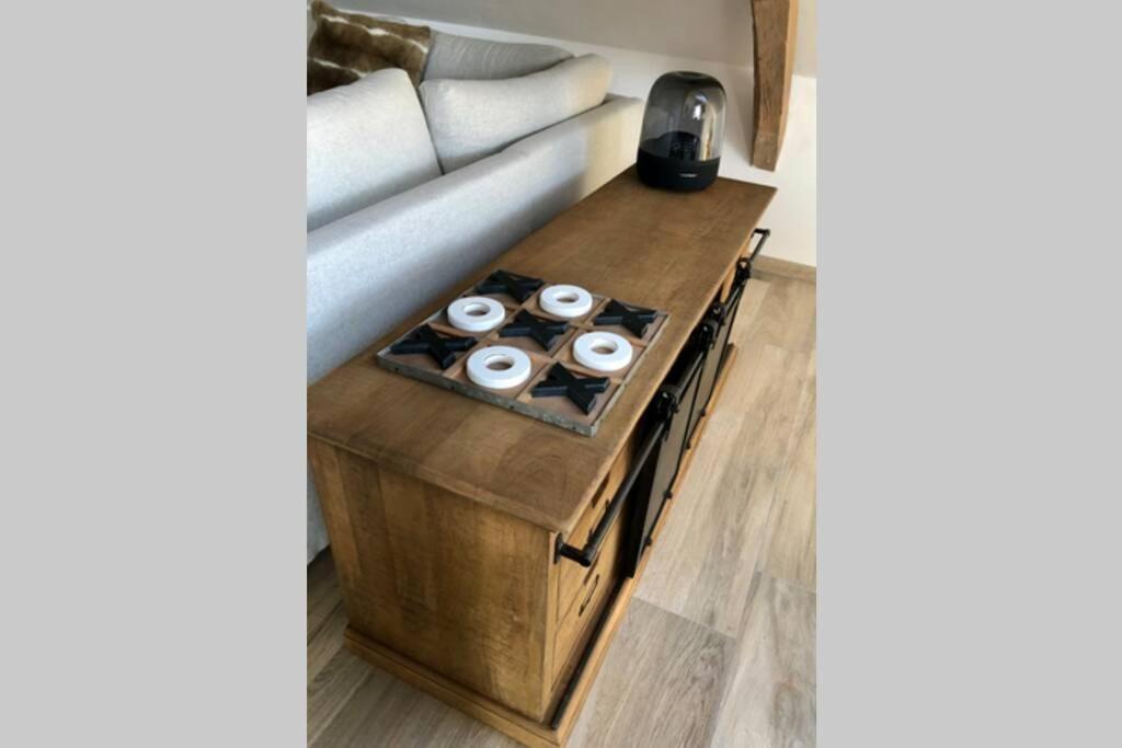 Le Grenier De Charlotte Apartment Libin Luaran gambar