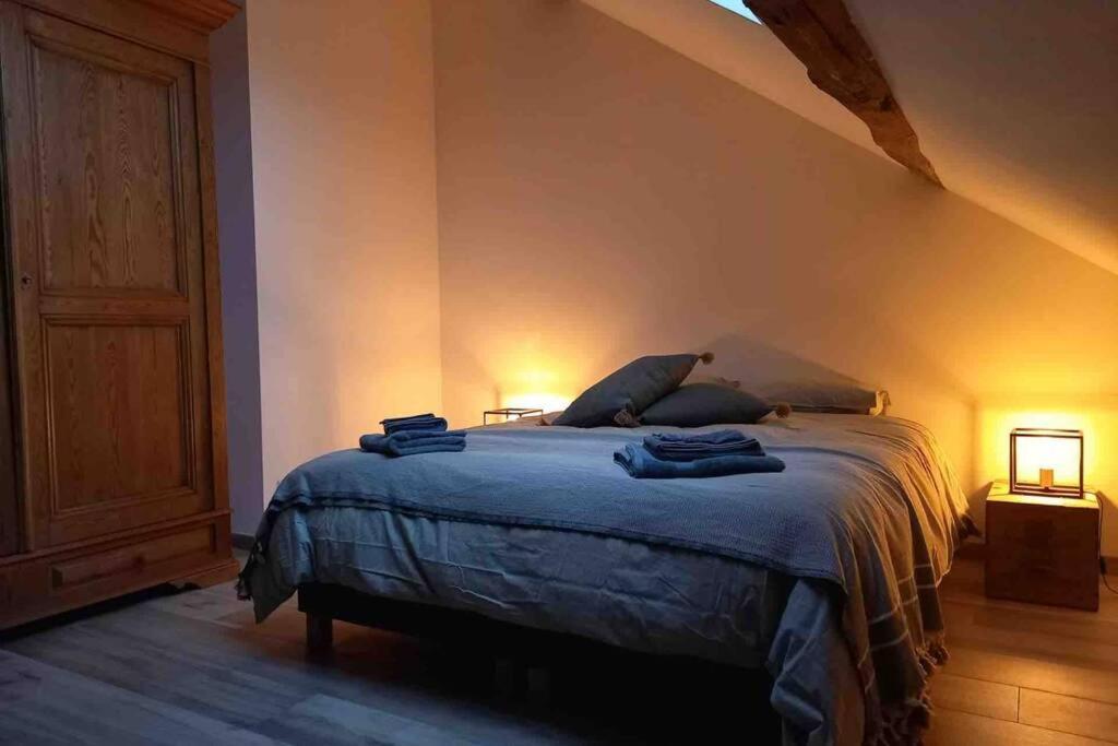 Le Grenier De Charlotte Apartment Libin Luaran gambar