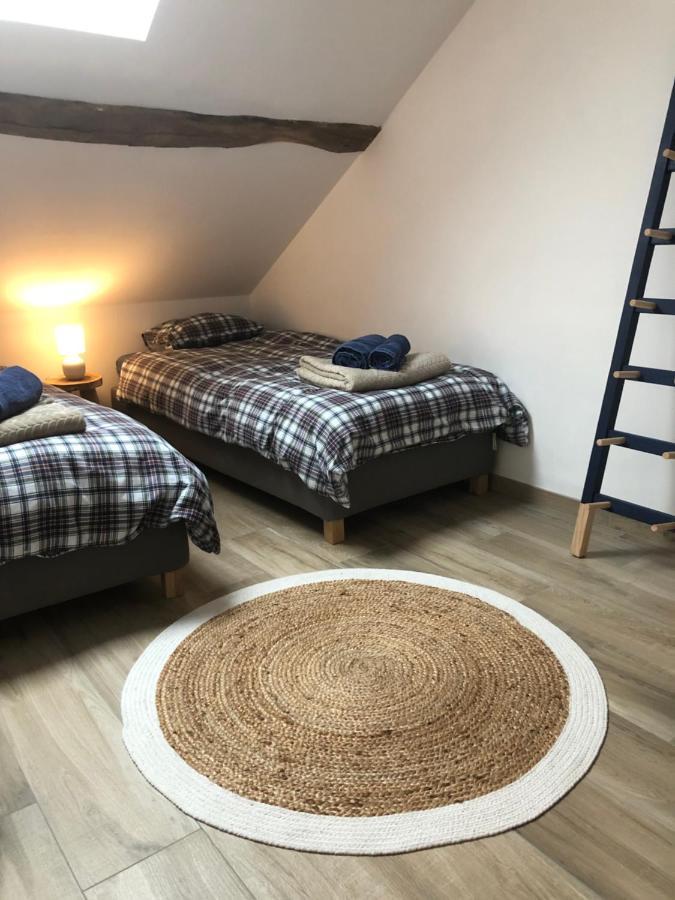 Le Grenier De Charlotte Apartment Libin Luaran gambar